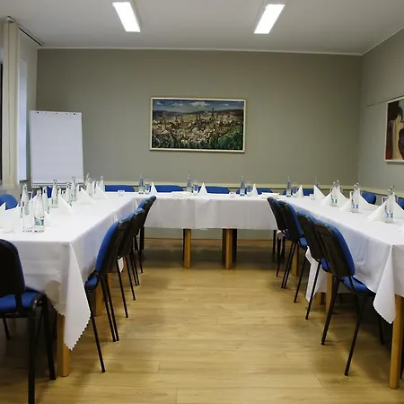 Hotel Hanacky Dvur 3*