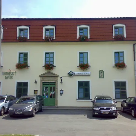 Hanacky Dvur Отель