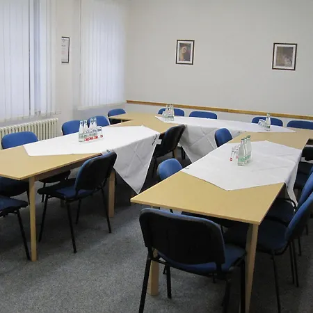 Отель Hanacky Dvur Оломоуц