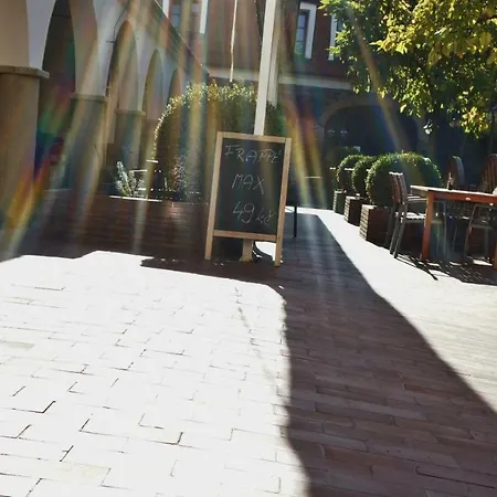 Отель Hanacky Dvur Оломоуц